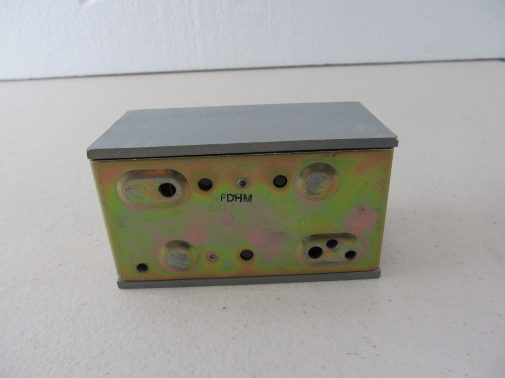 Allen Bradley Push Button Station Momentary Start / Stop