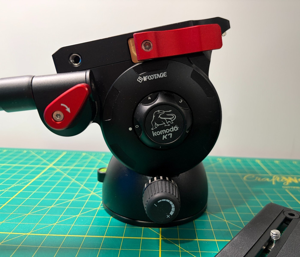iFootage Komodo K7 Fluid Head