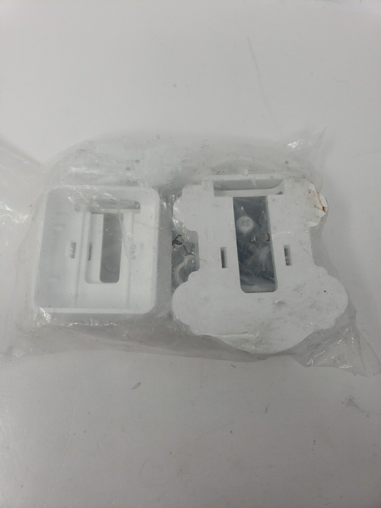 ArmorGuard Classic White Plastic Line Rail Hardware Kit