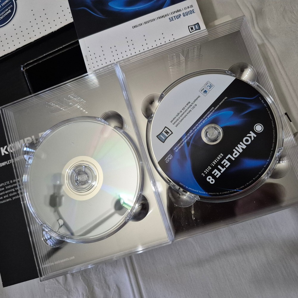 The Komplete 8 Instruments & Effects Collection Discs 27 INSTRUMENTS 110 GB