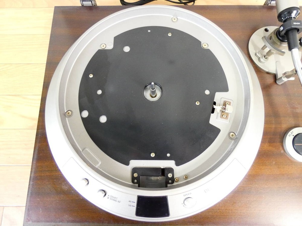 Denon DP-1200 Direct Drive Turntable Record player