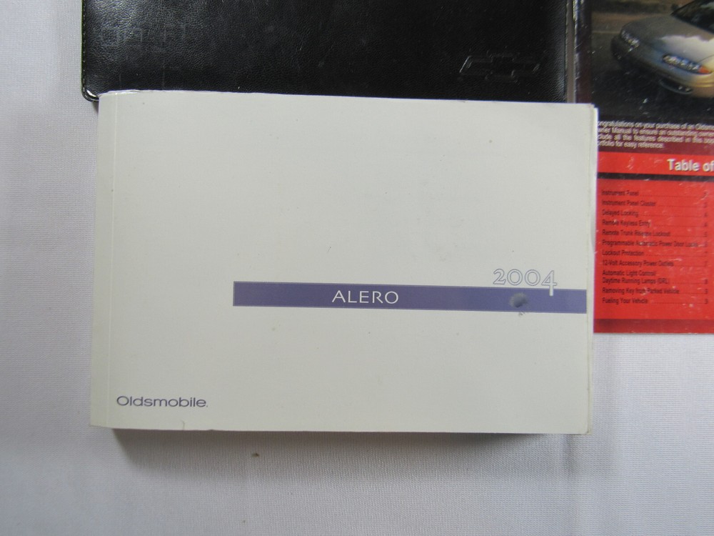 2004 Oldsmobile Alero Owners Manual