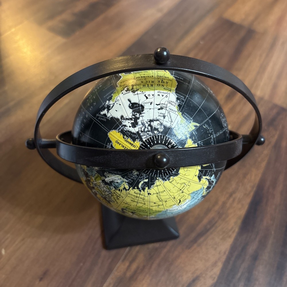 Metal Setting World Globe Spinning Desktop/Office Decor.