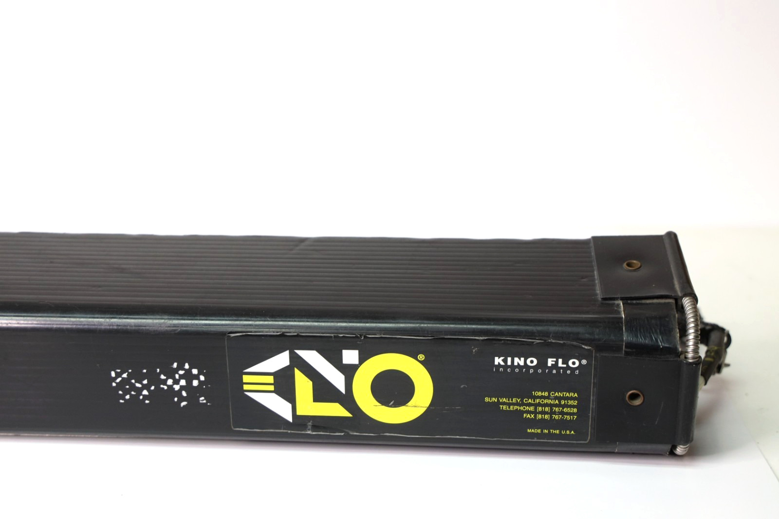 Kino Flo FIX-241 2ft 1-Bank Light w/ BAL-105 Ballast & Cable – Tested