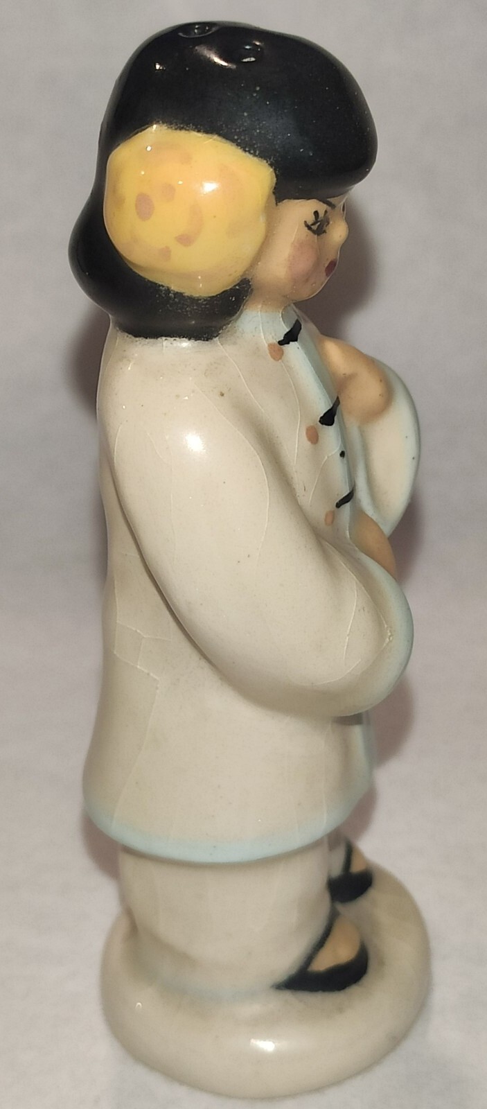 Vintage Ceramic Asian Salt And Pepper Shaker 4¼" Tall Signed **Damaged Read**