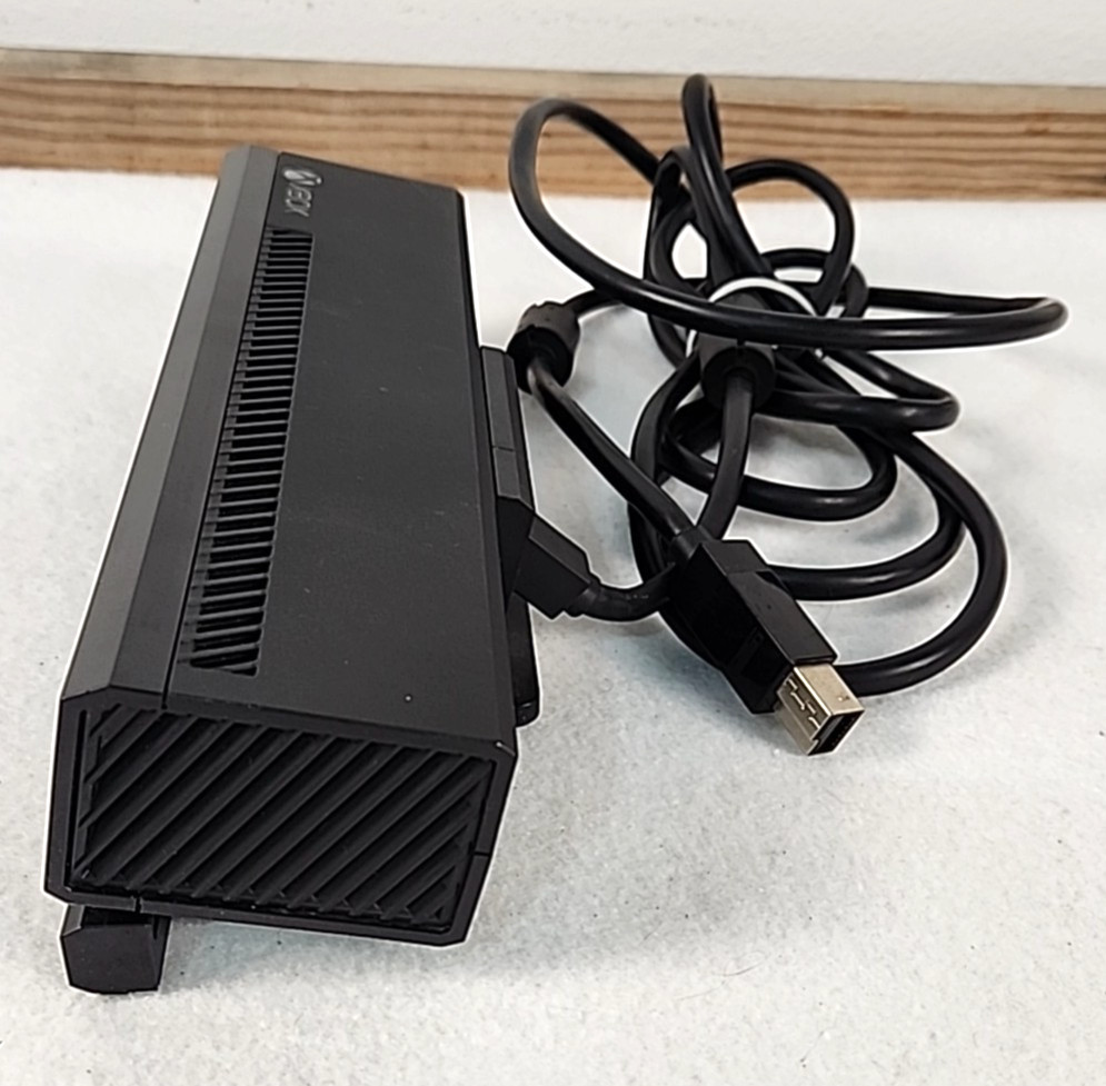 OEM Microsoft Xbox One Kinect Camera Motion Sensor Bar Model 1520 Preowoned Nice