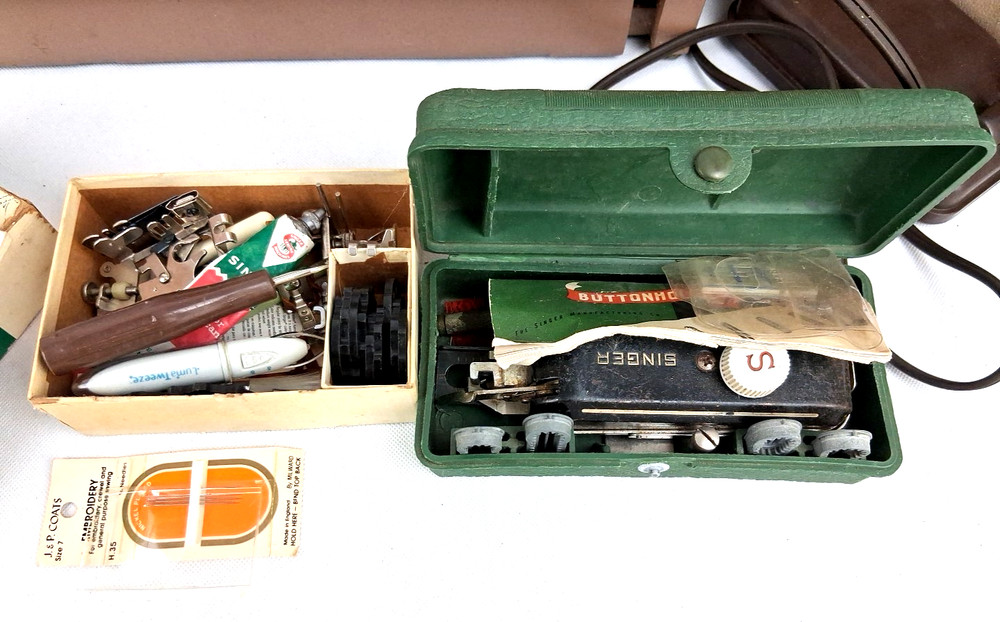 Singer Style-o-matic 328K Sewing Machine Great Britain