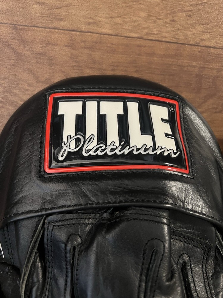 Title Boxing Platinum Focus MITTS