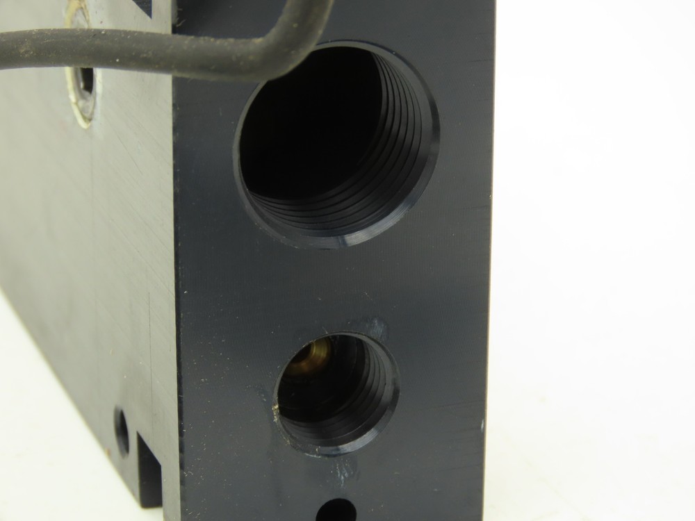 Vac 3 Cubes 120 Multi Venture Vacuum Ejector W Digital Pressure Sensor