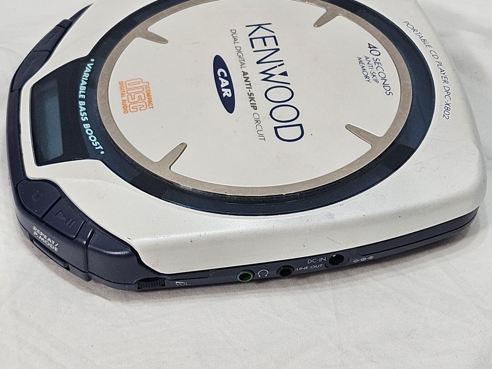 Kenwood DPC-X802 Portable CD Player Read Description