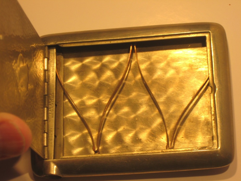 Taico Spring Loaded Cigarette Case 1921