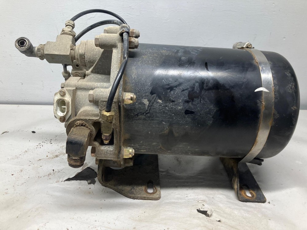 Bendix AD9 Air Dryer - Used