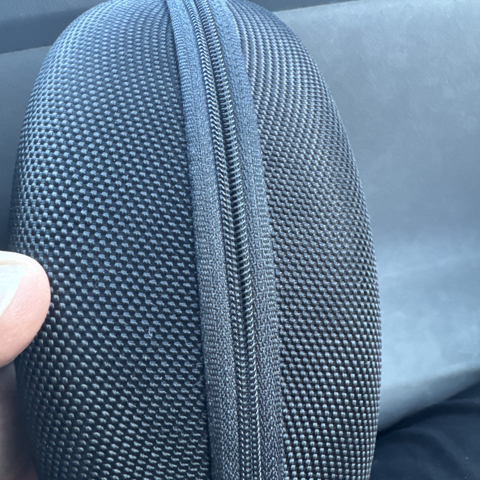 OAKLEY BLACK SUNGLASSES CASE