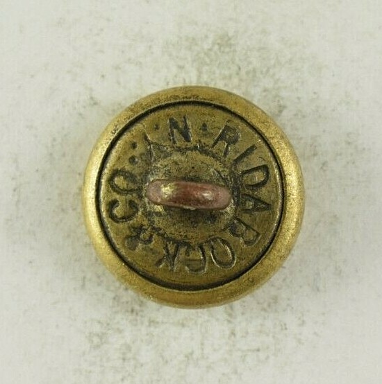 Vintage Letter O Seal Crest Button Original E8ET