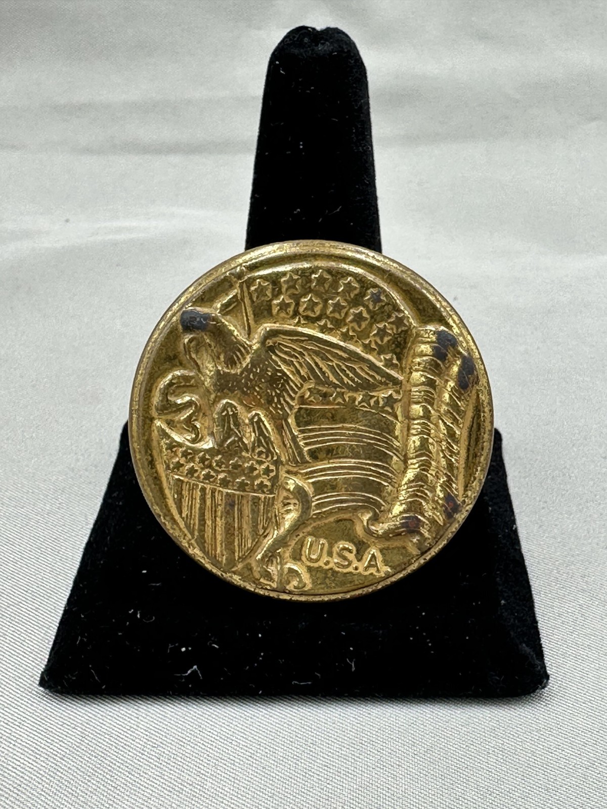 1940 LITTLE ORPHAN ANNIE Decoder Badge Pin RADIO PREMIUM Vintage USA Eagle Flag