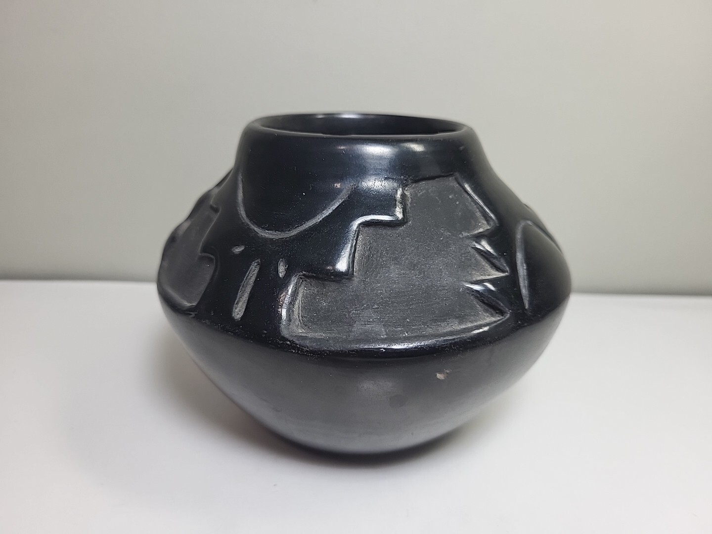 Early Julia Martinez Santa Clara Pueblo Pottery Bowl Jar Vase