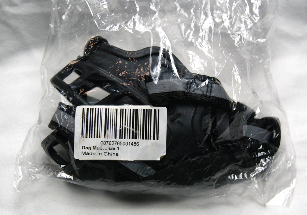 dog basket muzzle size 1 black w/ reflective stripes adjustable XXS