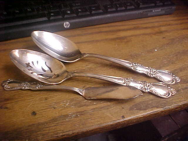 International Silverplate HERITAGE Serving Spoons (2) & Master Butter Spreader