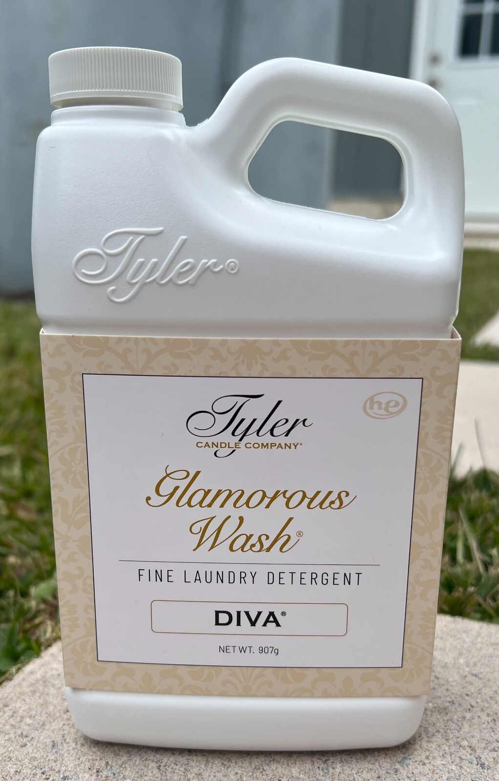 Tyler Candle Company, Diva 32oz Wash.