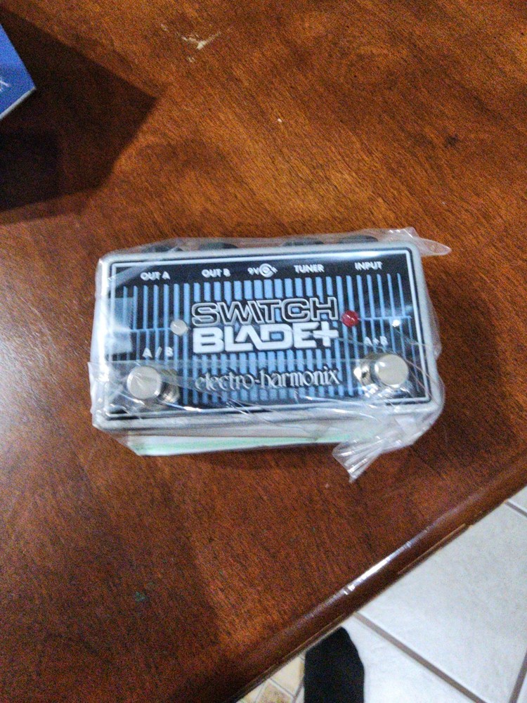 Electro-Harmonix Switchblade Plus Channel Selector Analog Pedal