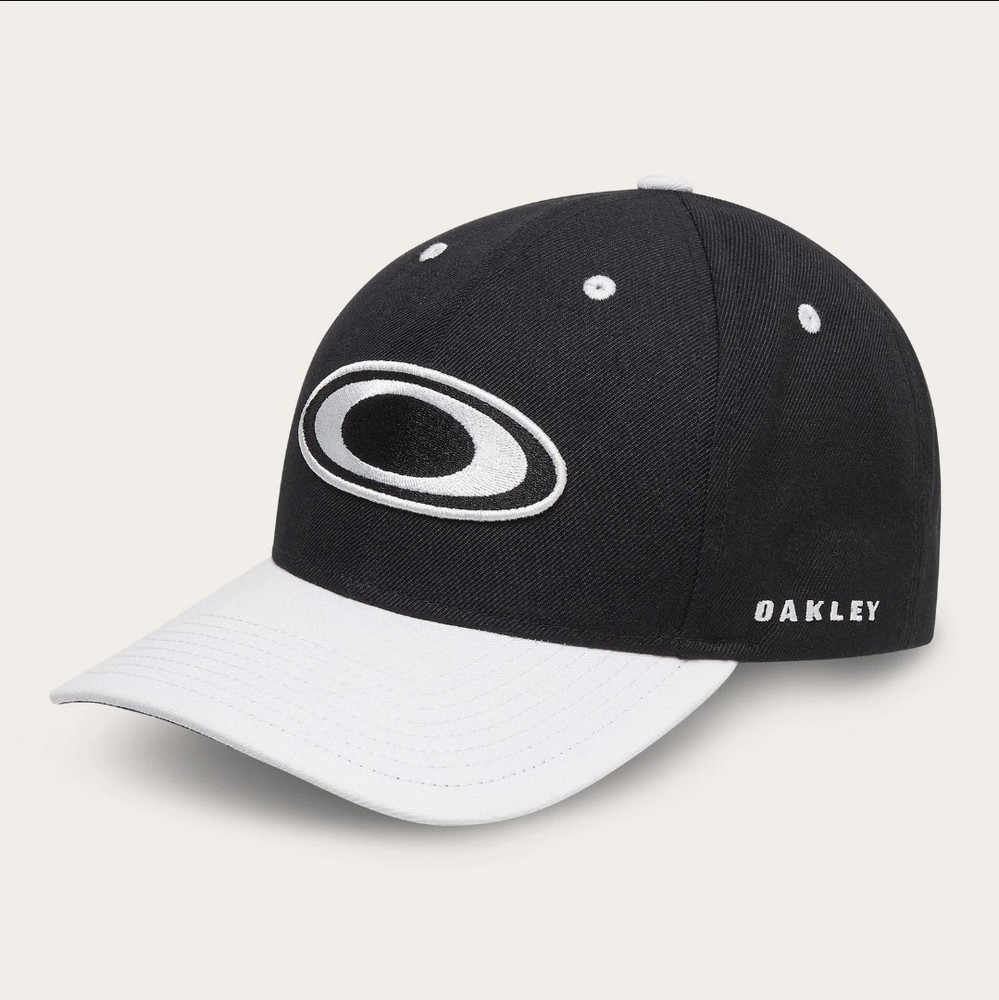 Oakley Alumni Cap Hat Blackout