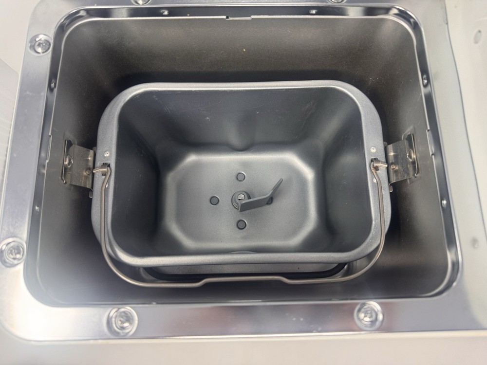 Breadman Ultimate TR2200C Bread Maker Automatic Machine Tested Works (See Video)