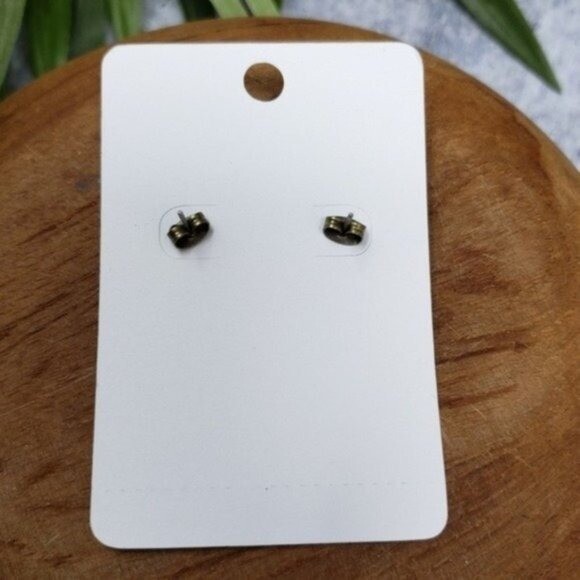 New Handmade | Heart Stud Earrings