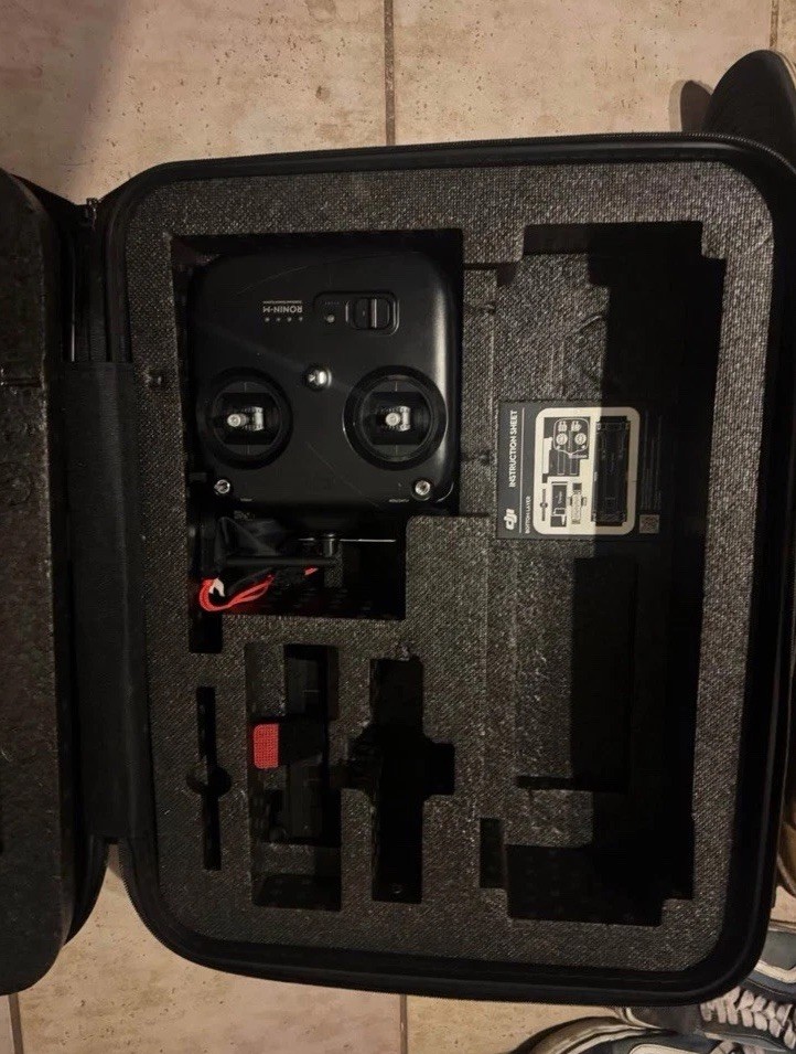 DJI Ronin-M 3-Axis Gimbal Stabilizer read description
