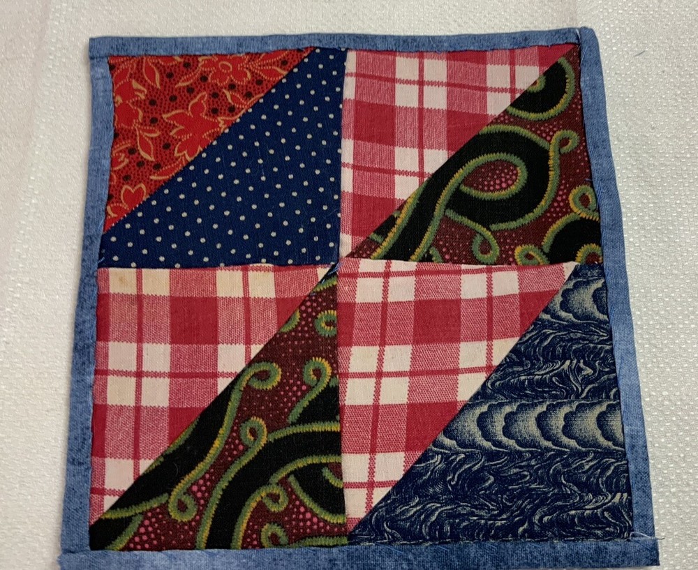 Antique Vintage Patchwork Small Doll Quilt Or Table Topper, 4 Patch W/ Triangles