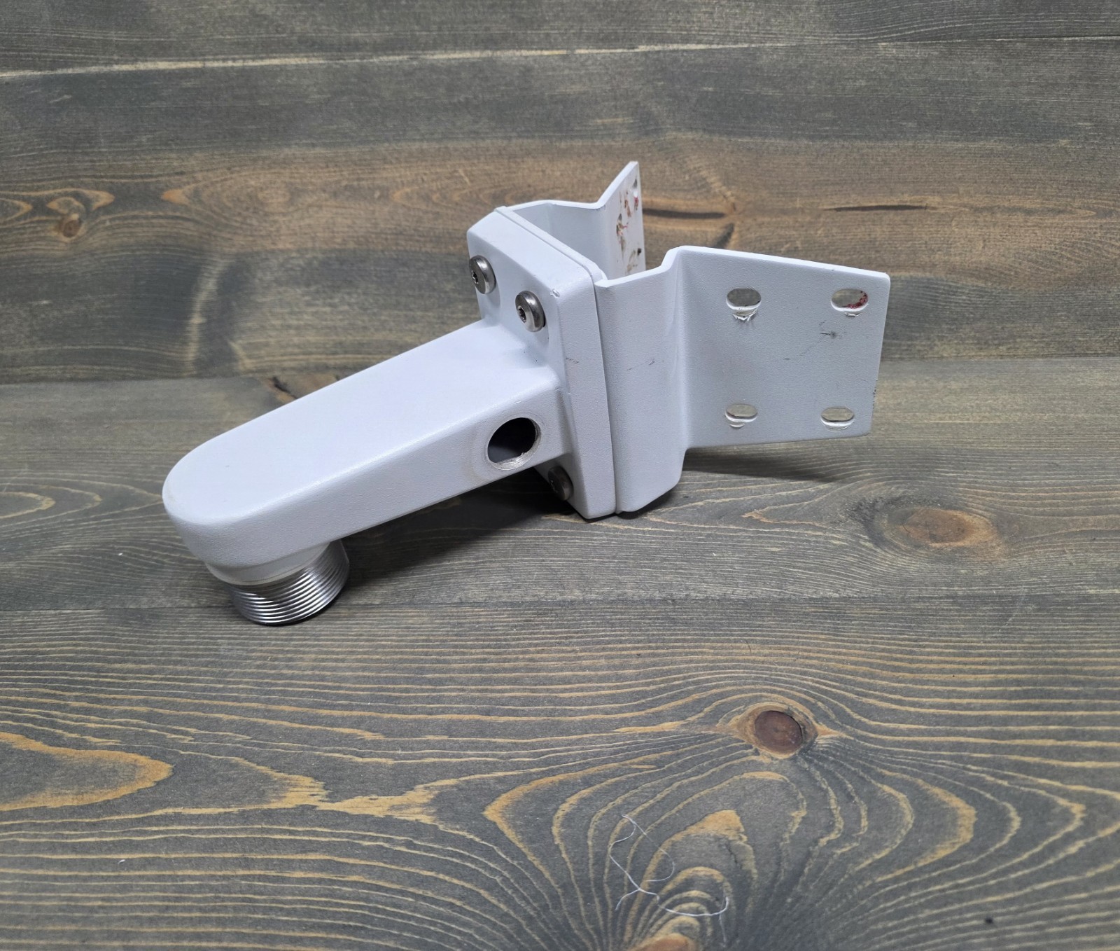 Axis 5506-481 T91E61 Wall Mount With Corner Mount Used