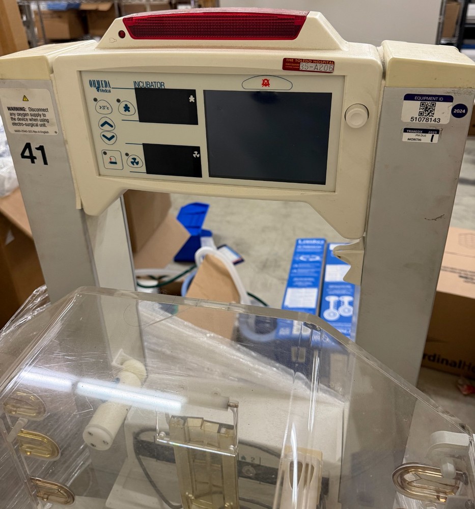 Ohmeda Giraffe OmniBed Incubator