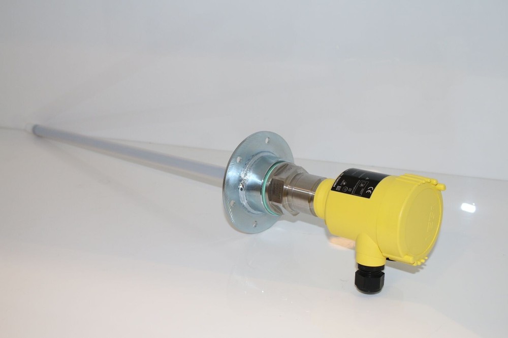 VEGACAL 63 Capacitive rod probe for continuous level Radar sensor Germany