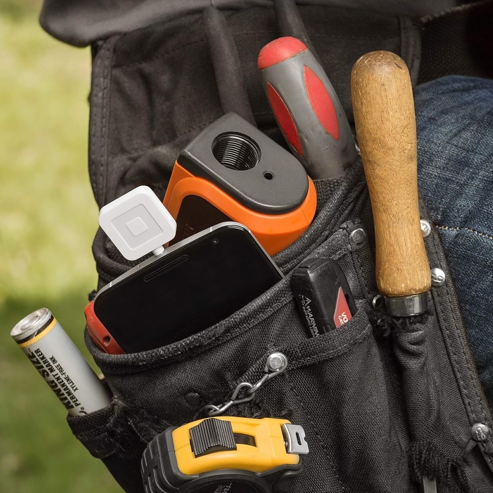 Headset Jack Magstripe Reader for iPhone & Android - Lightweight & User-Friendly