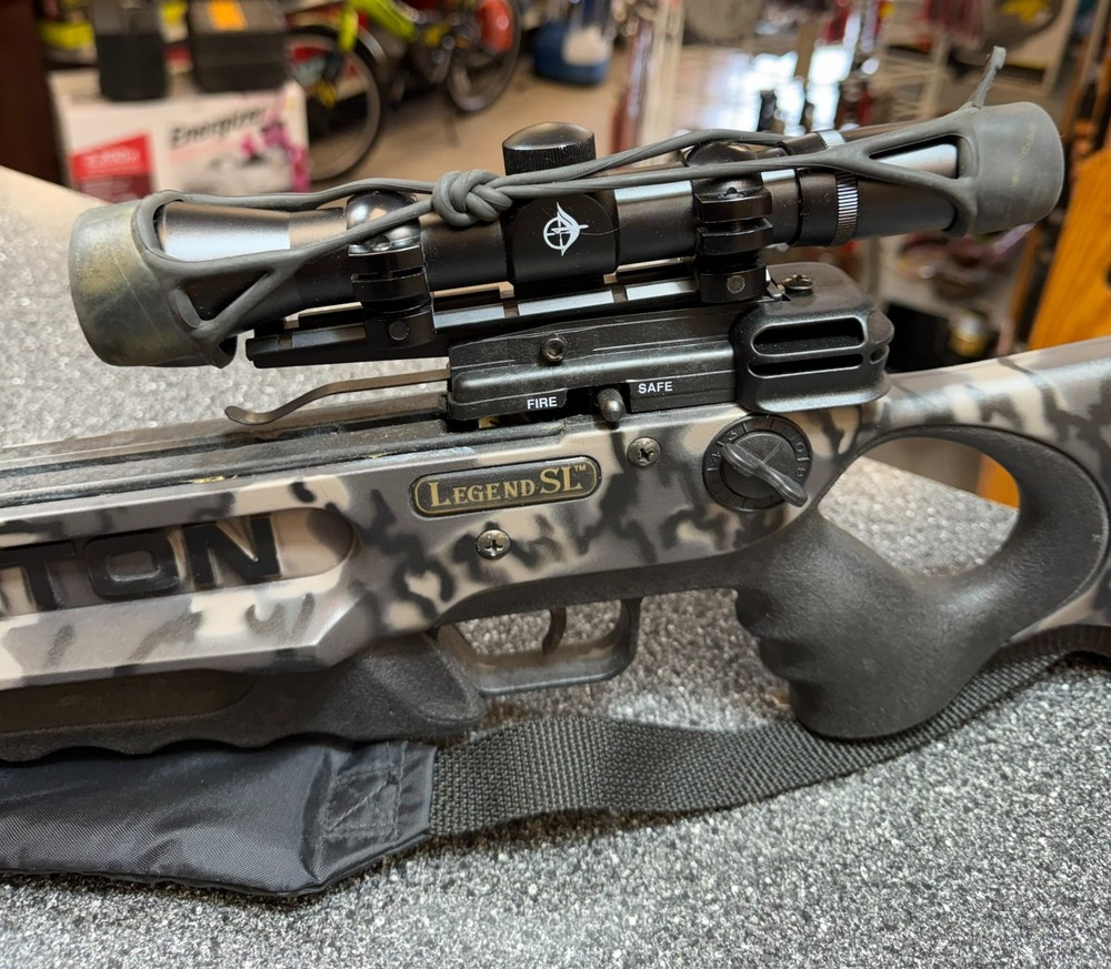 Horton Legend SL Crossbow w/ Softcase
