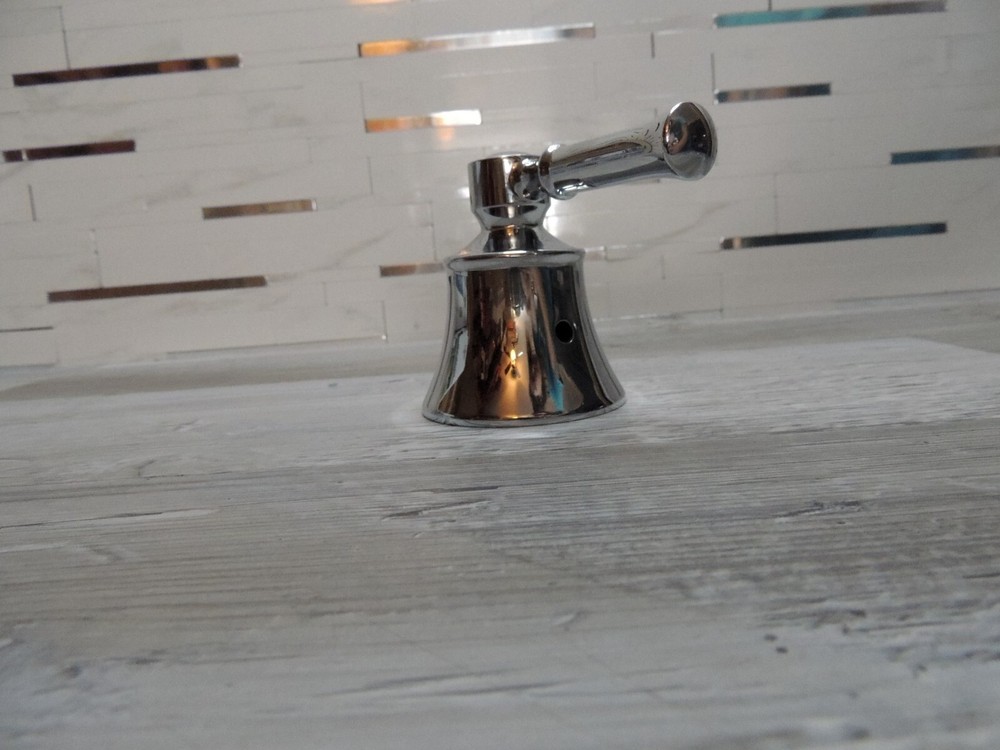MOEN SHOWER HANDLE - DARTMOOR COLLECTION - CHROME