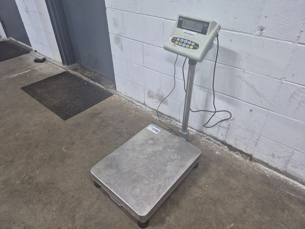 Uline Deluxe Platform Scale