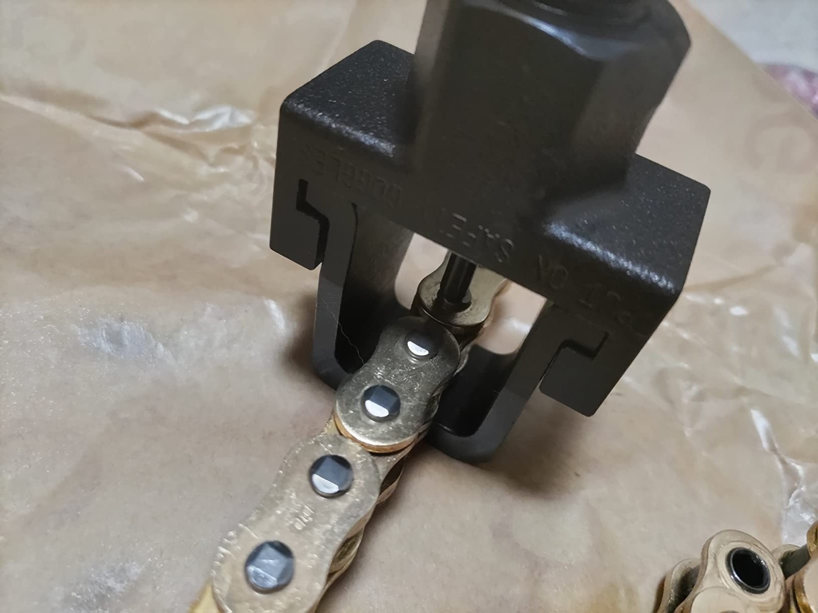 D.I.D. KM500R Chain Cutting & Rivet Tool Kashimaru-kun #40 Series Option Set