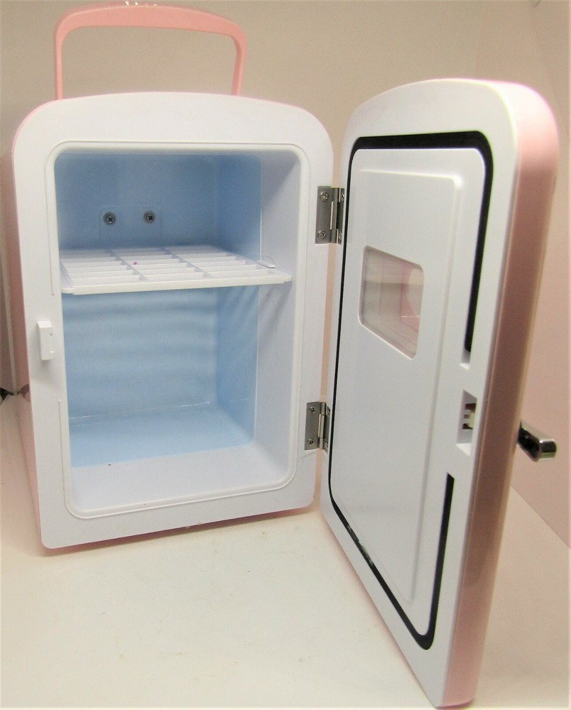 Danielle Creations, Intertek Pink Warm/Cold Mini Cooler/Warmer.