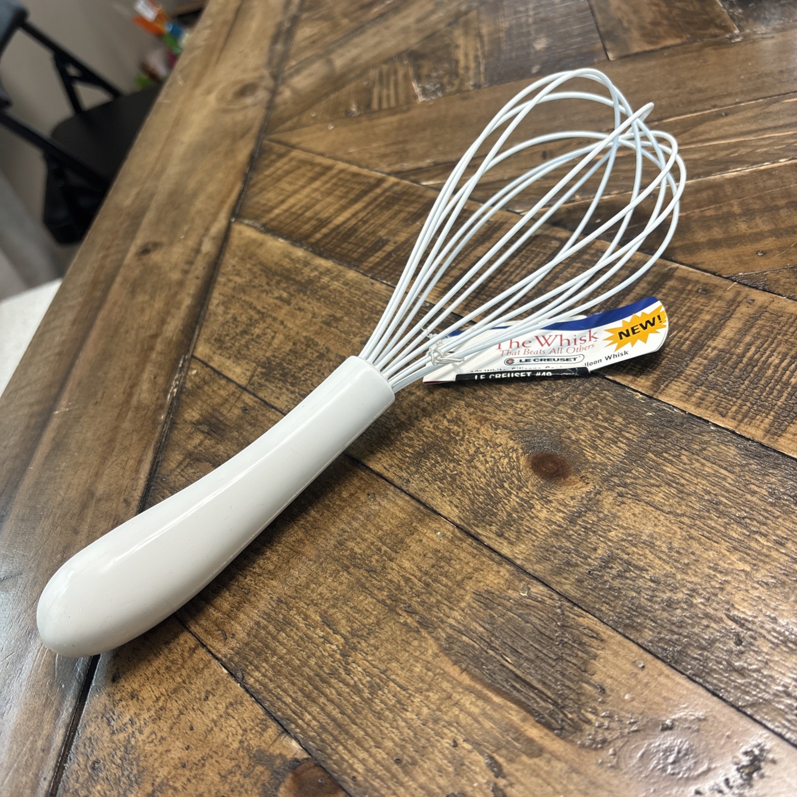LE CREUSET 12" WHITE SILICONE-COATED BALLOON WHISK