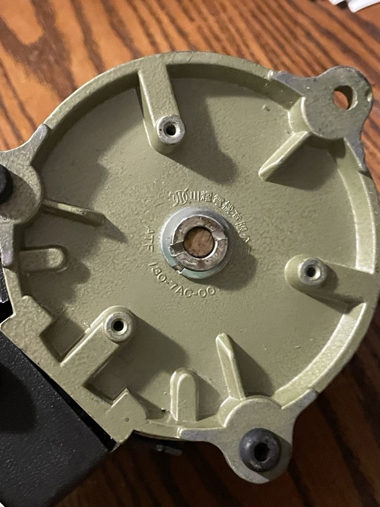 Tsan Yaw Model: N0 SC-5M Variable Transformer