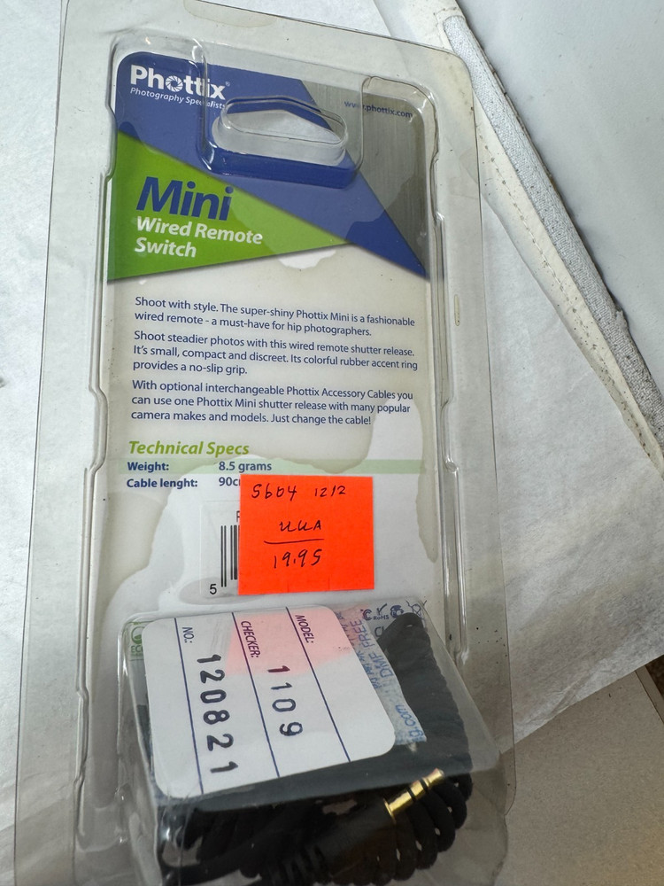 Phottix Mini Wired Remote Switch 90cm NOT TESTED New in Package