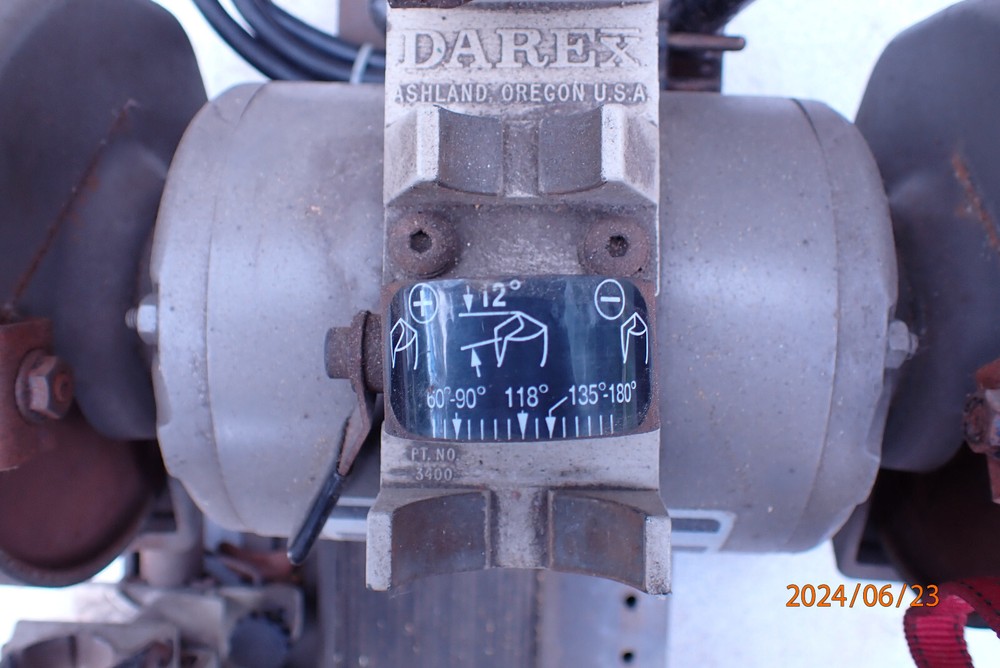DAREX M5 DRILL BIT SHARPENER BASE UNIT W/ SETTING FIXTURE LIGHT NEEDS BANDS AND