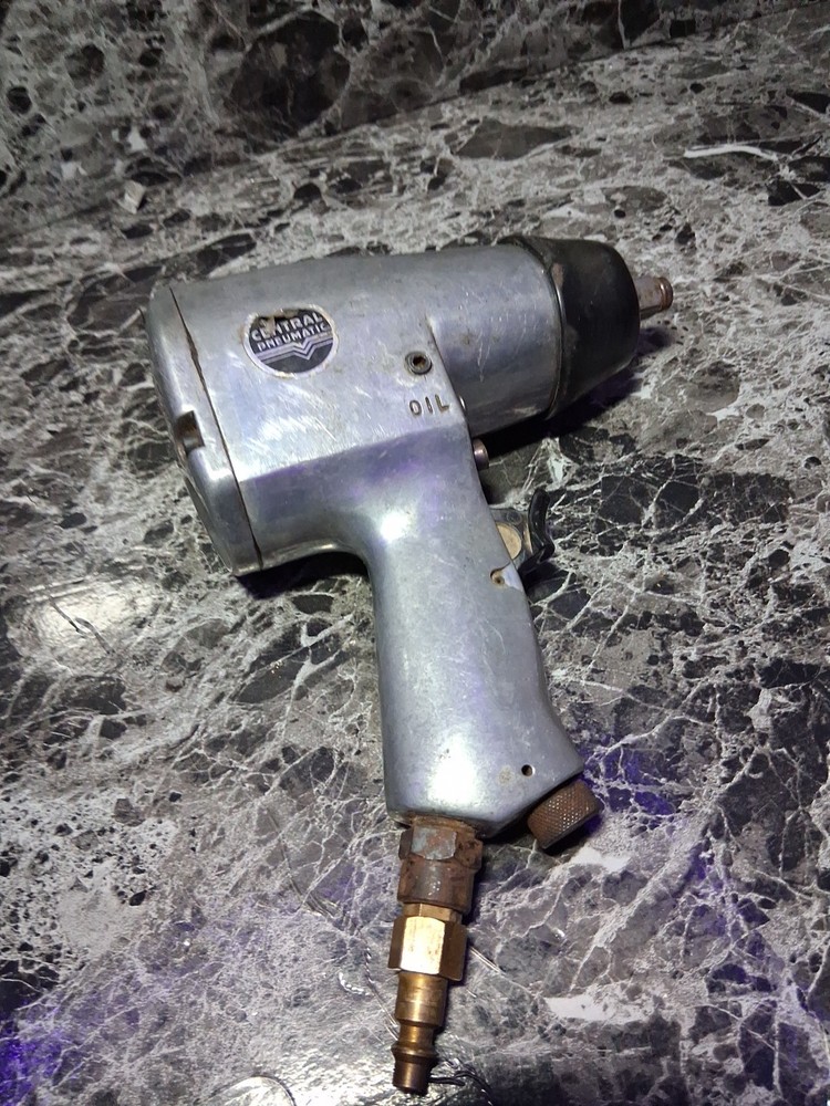 Central pneumatic half inch impact 1387