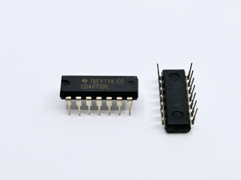 10PCS CD4072BE Texas Instruments Dual 4-Input OR Gate 4000B CMOS DIP-14