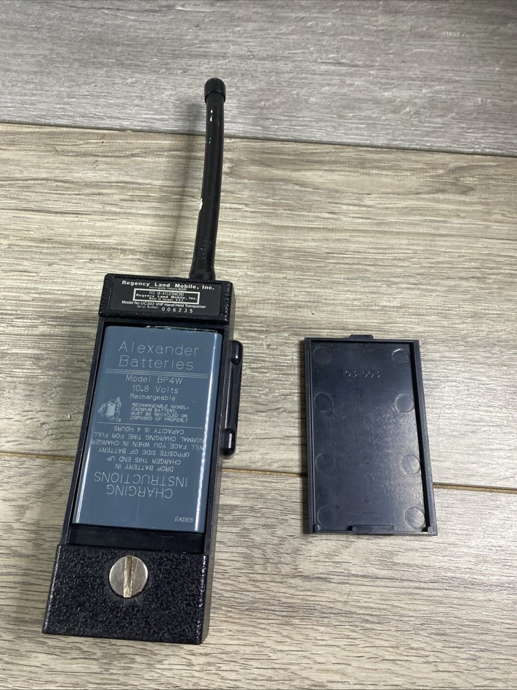 UTILI-COM. Model UC202 Untested For Parts/Repair