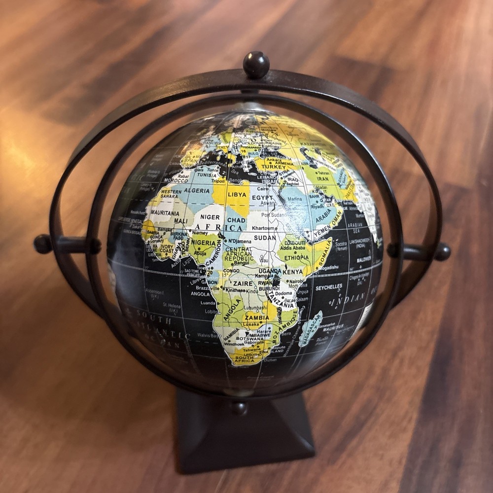 Metal Setting World Globe Spinning Desktop/Office Decor.