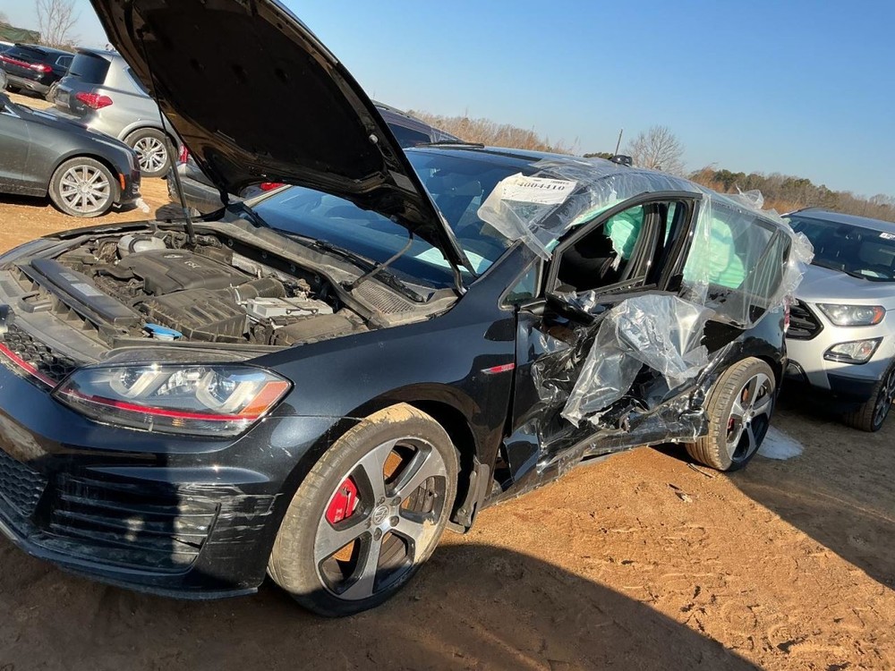 GTI 2017 Glove Box 4959866