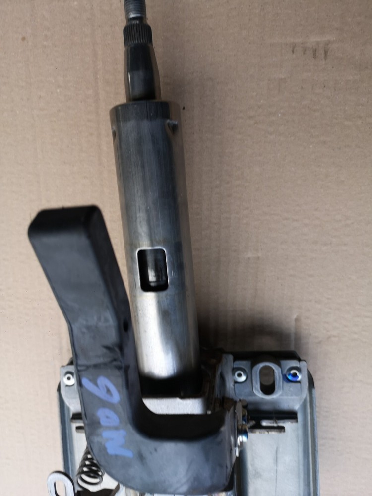 MITSUBISHI OUTLANDER 2.2 DiD 2011 STEERING COLUMN