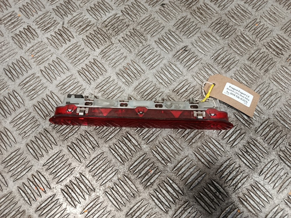 Dispatch Expert Vivaro 17-On Tailgate Stop Light 9811325980 GENUINE!!!