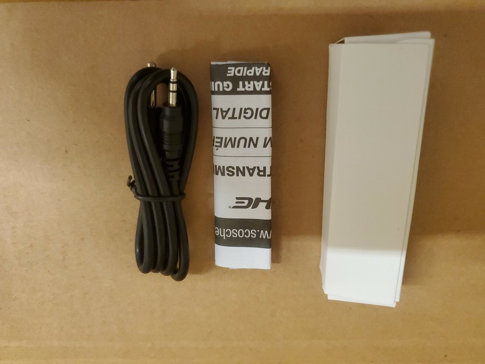 Scosche Universal Digital FM Frequencies Transmitter w/ SD Card Reader